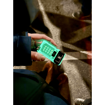 TWIST+SHINE450H, EDC Clip Lampe mit Stirnband, black as night+glowy, 450 Lumen, inkl. Ladekabel USB A/C-C